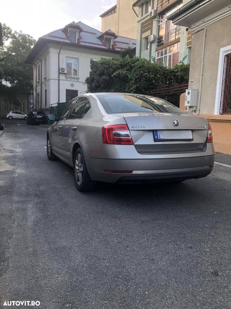 Skoda Octavia 2018 photo 2