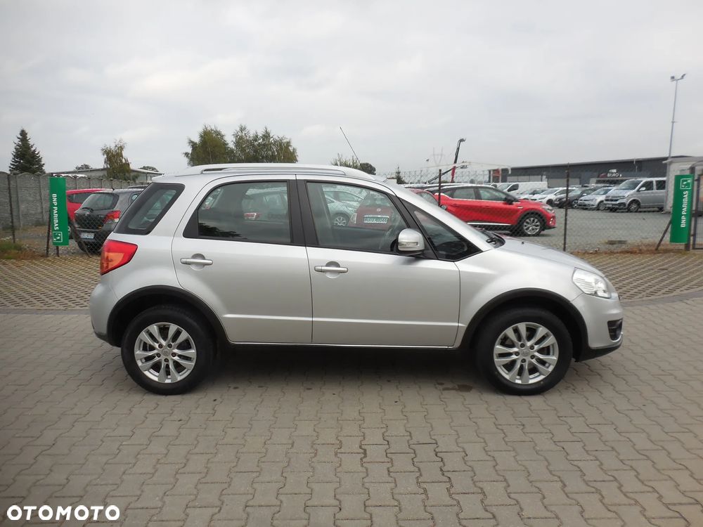 Suzuki SX4 - 8
