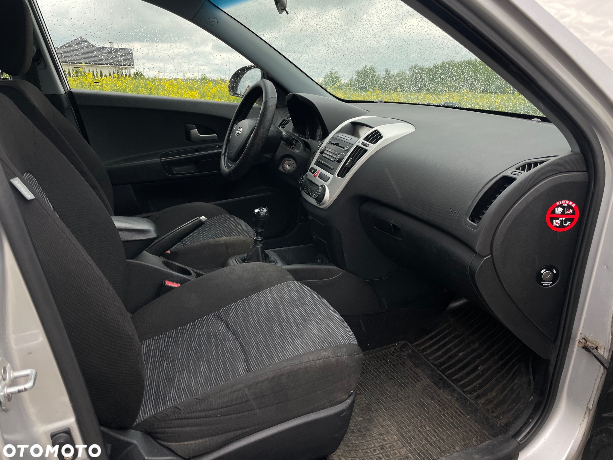 Kia Ceed 1.6 CRDi 115 Spirit - 11