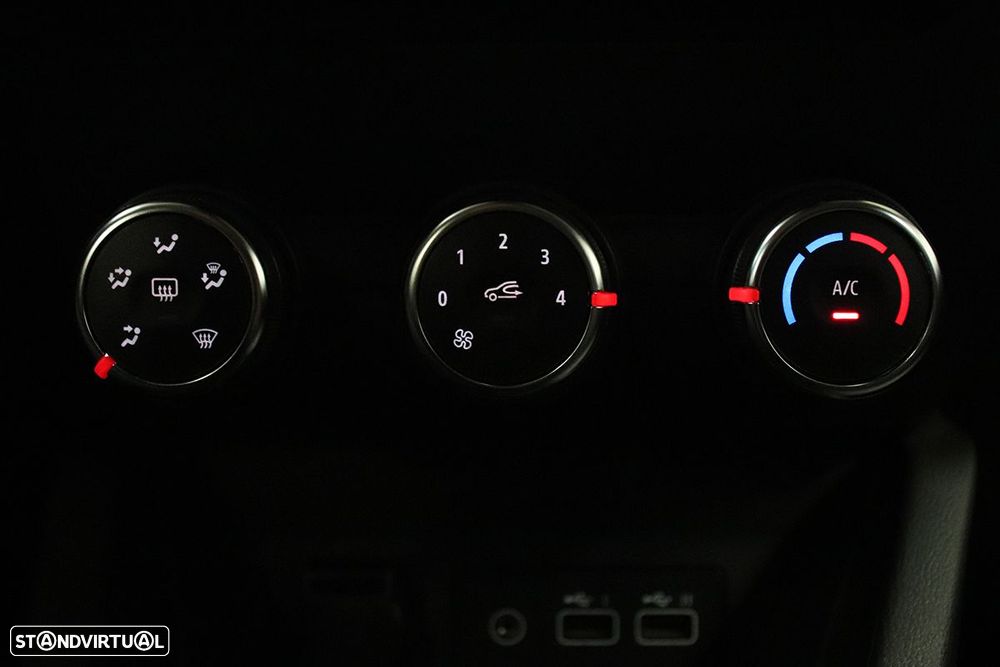 Renault Clio 1.0 TCe Evolution - 13