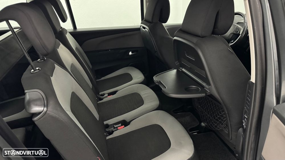 Citroën C4 Grand Picasso 1.6 e-HDi Attraction ETG6 - 29