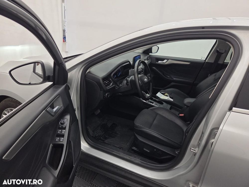 Ford Focus 1.5 EcoBlue Titanium - 11