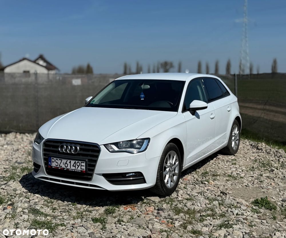 Audi A3 Sportback 1.4 TFSI S tronic Attraction - 1