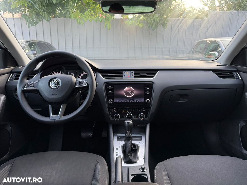 Skoda Octavia 1.6 TDI DSG Style - 13