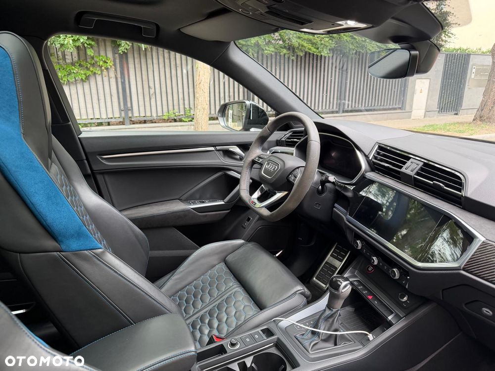 Audi RS Q3 2.5 TFSI quattro S tronic - 25