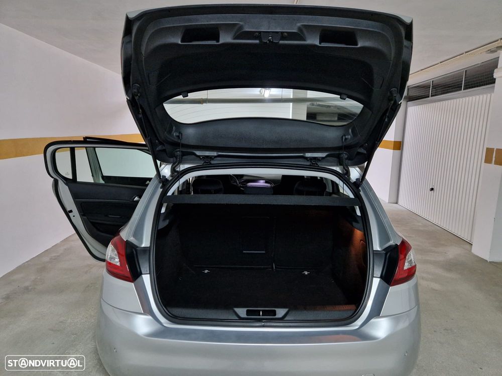 Peugeot 308 BlueHDi FAP 120 EAT6 Stop & Start Allure - 17