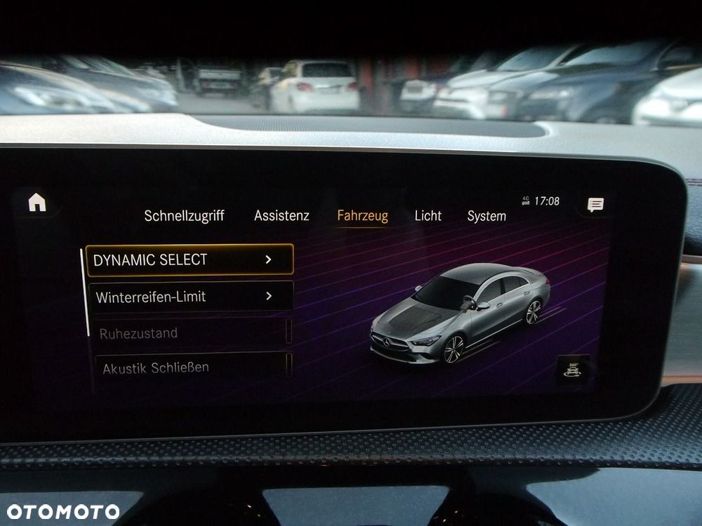 Mercedes-Benz CLA 200 7G-DCT AMG Line - 26
