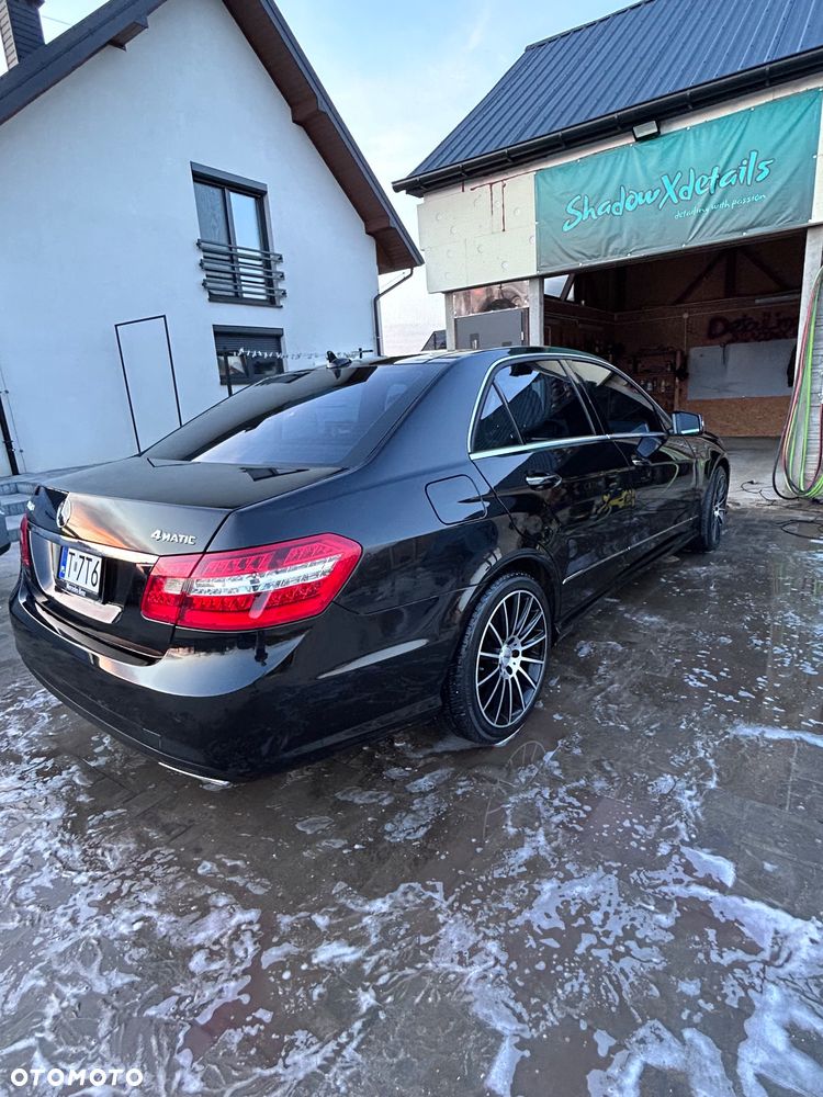 Mercedes-Benz Klasa E 350 4-Matic Classic - 3
