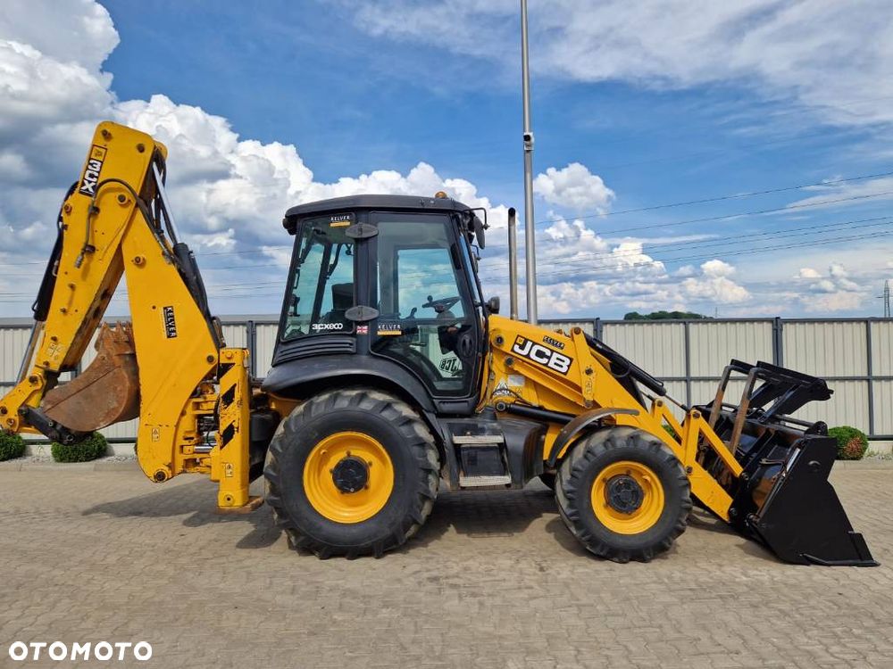 JCB 3CX - 11