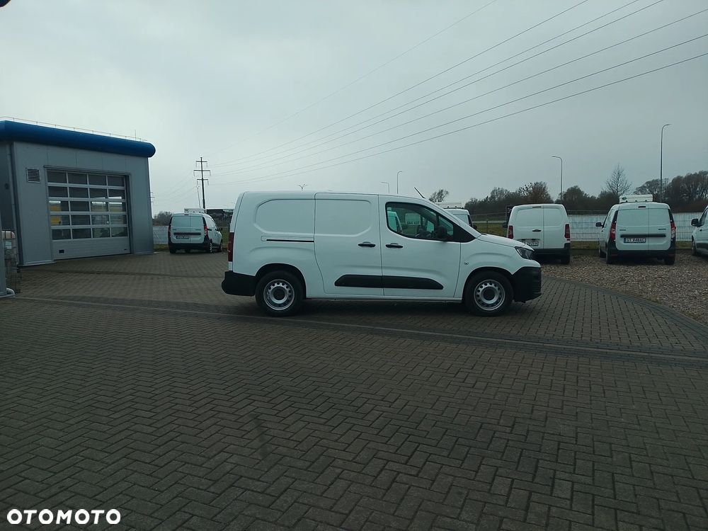 Toyota Proace City Partner Berlingo Combo Doblo L2 Izoterma Chłodnia Salon PL półka Inox 3 osoby - 9