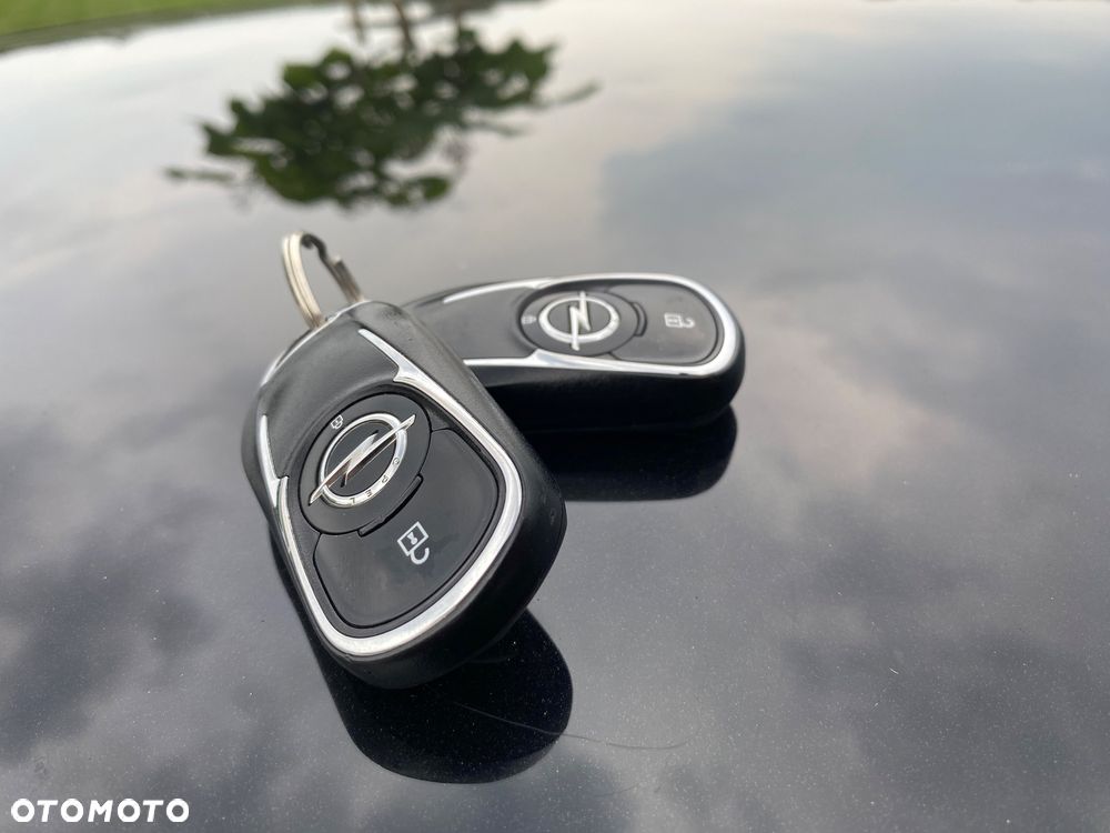 Opel Astra 1.4 T GPF Elite S&S - 17