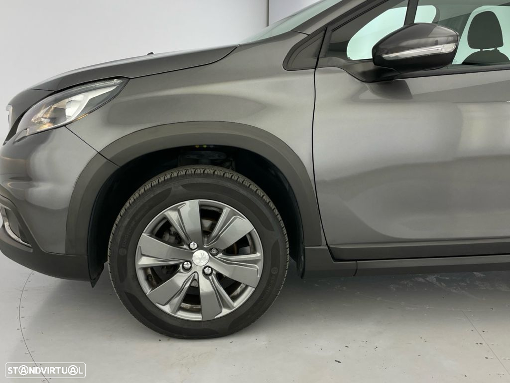 Peugeot 2008 1.5 BlueHDi Signature - 20
