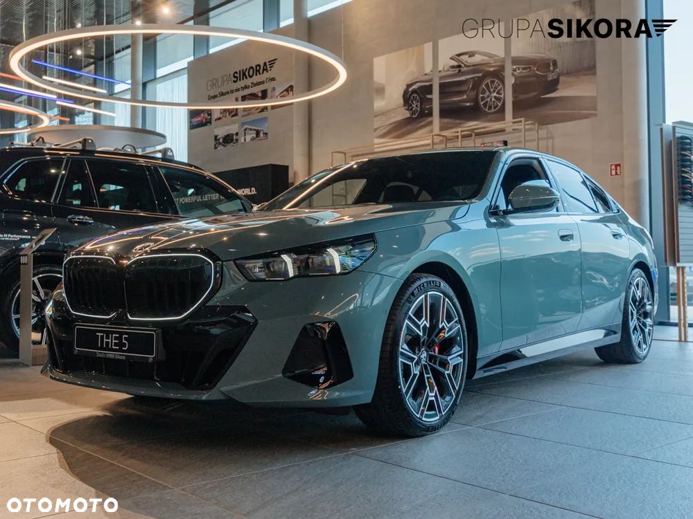 BMW Seria 5 520d xDrive - 2