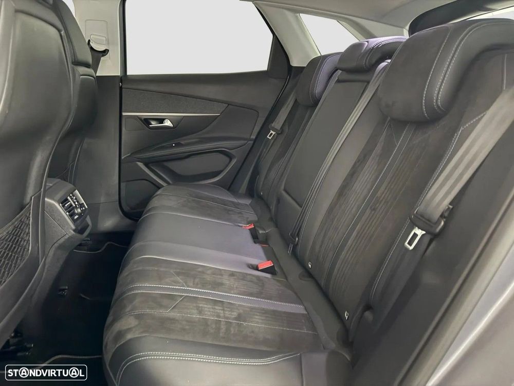Peugeot 3008 - 11