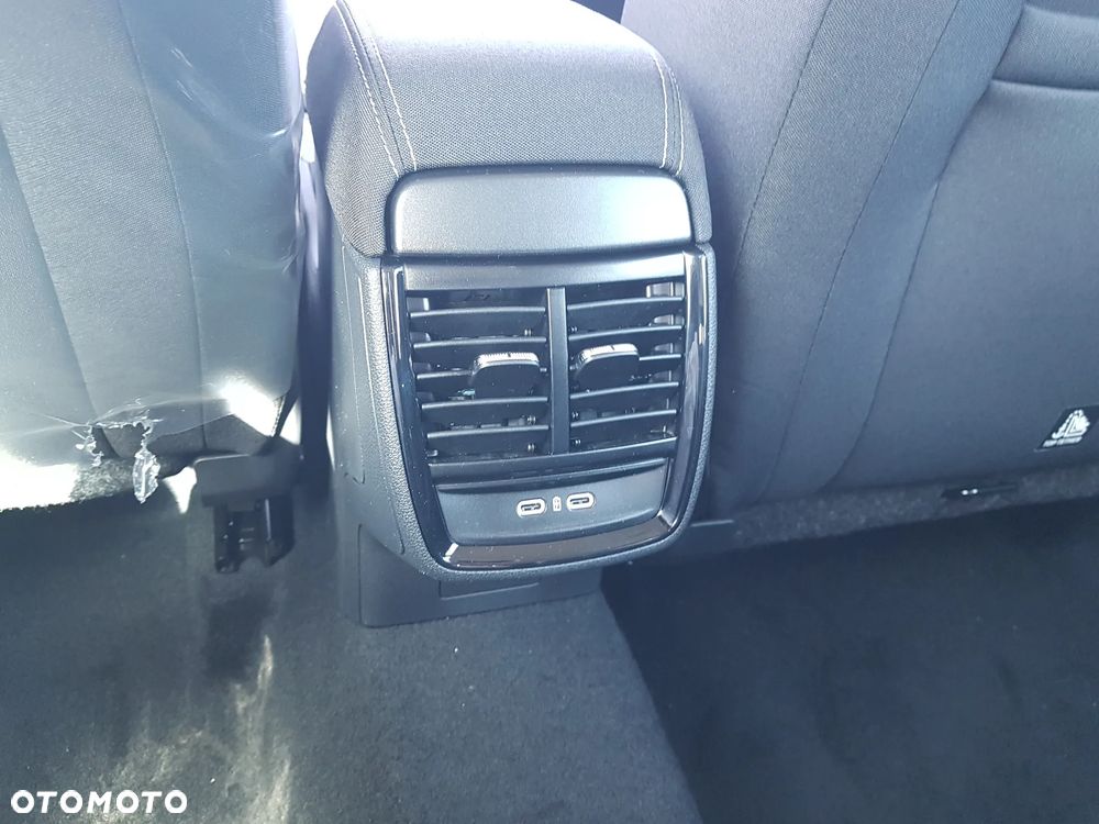 Skoda Kamiq 1.0 TSI Drive DSG - 15
