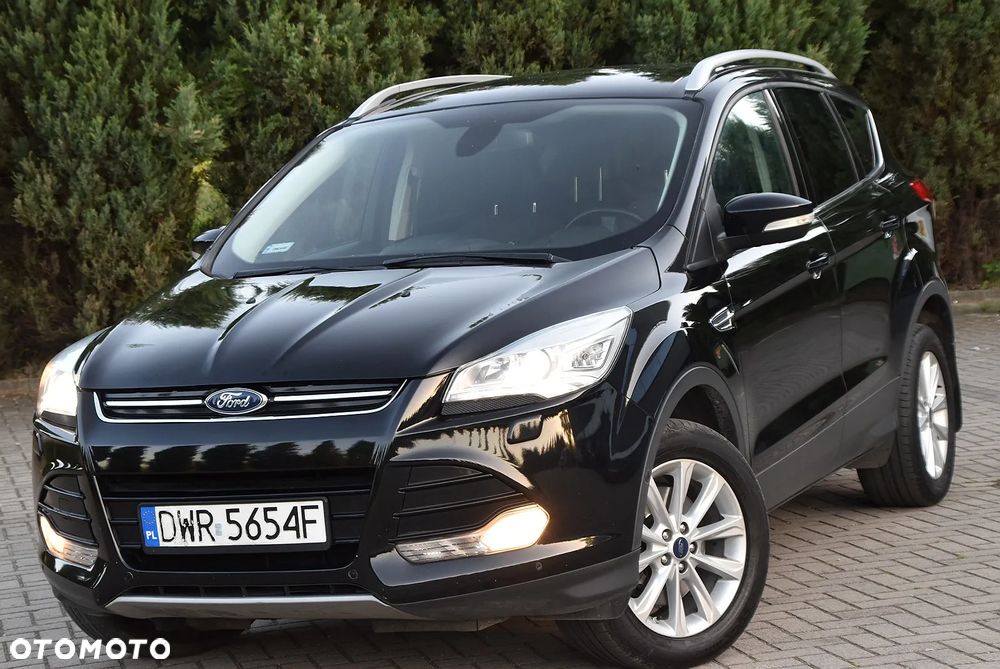 Ford Kuga - 1