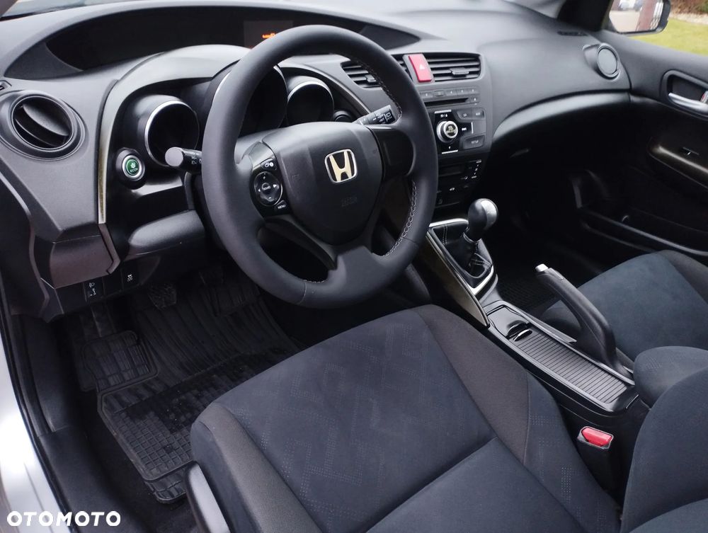 Honda Civic 1.8 Executive - 12
