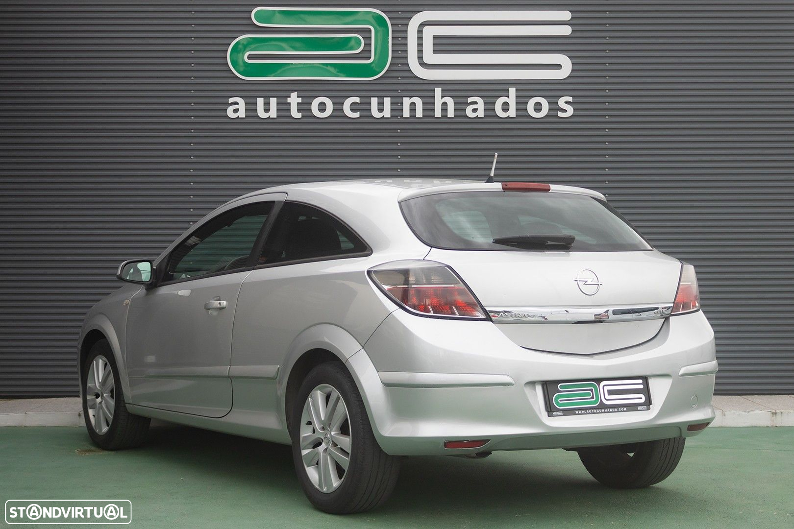 Opel Astra GTC 1.3 CDTi - 4