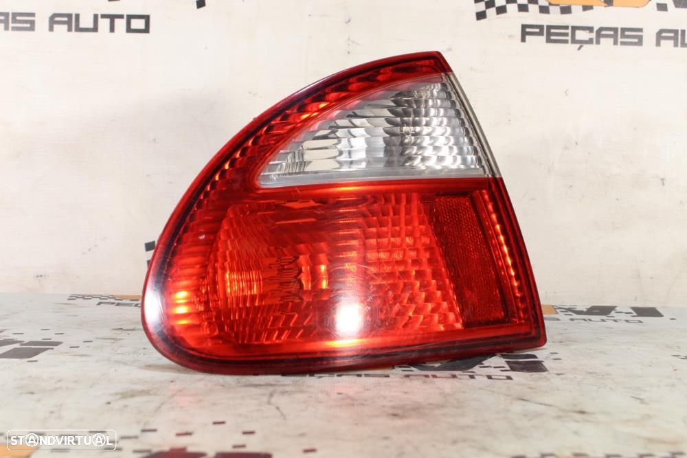 Farolim Esquerdo Seat Leon (1M1)  1M6945111 / 1M6945095a / Chassi Cond - 2