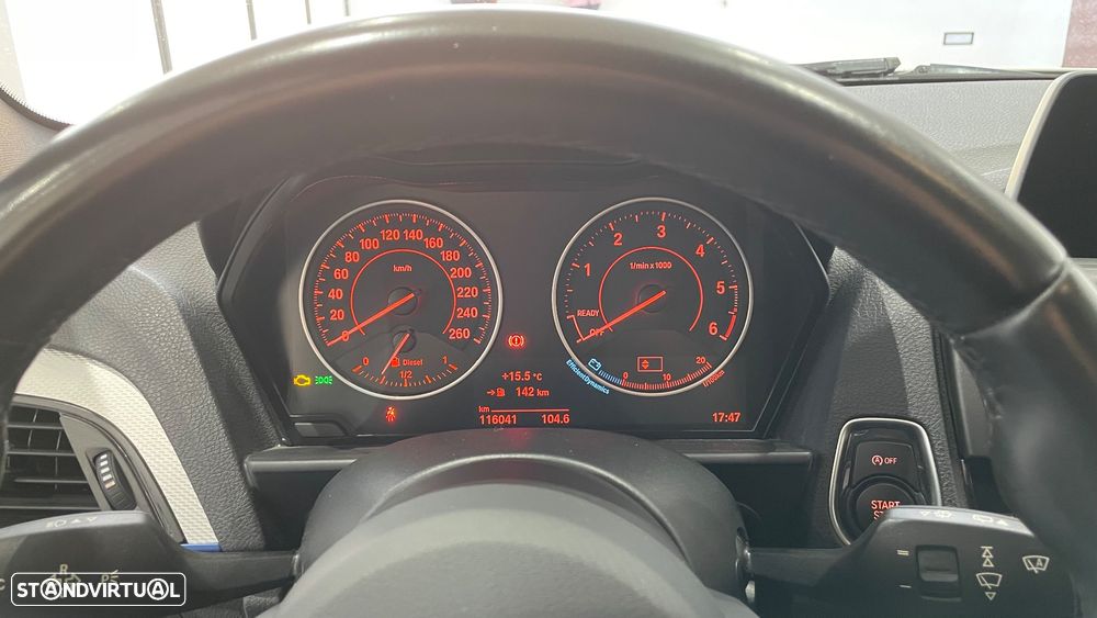 BMW 120 d Pack M - 11