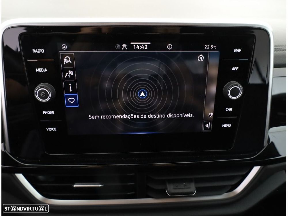 VW T-Roc 1.5 TSI R-Line DSG - 22