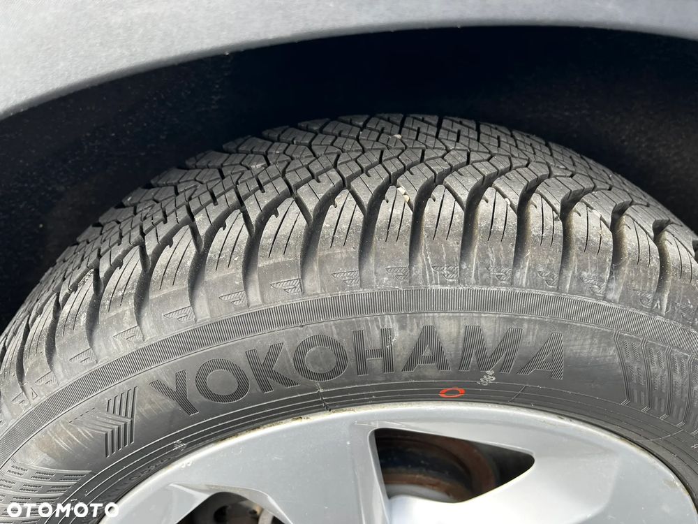 Nissan Qashqai 1.2 DIG-T N-Connecta EU6 - 17