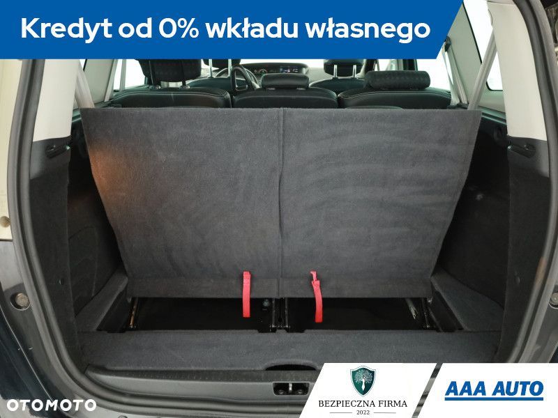 Renault Grand Scenic - 13