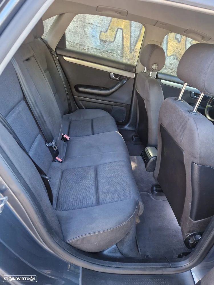 Audi A4 1.6 - 26