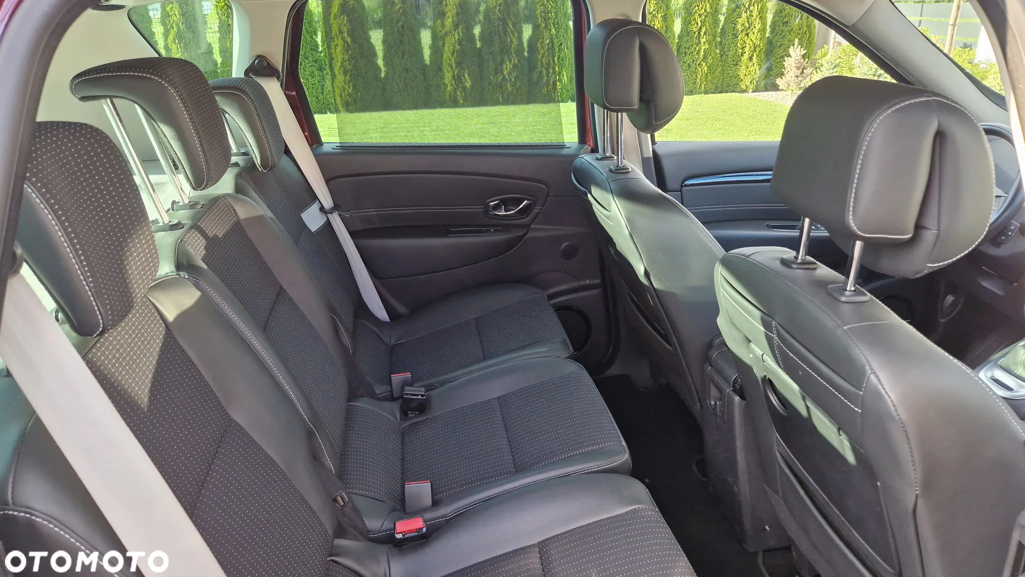 Renault Scenic ENERGY TCe 115 Bose Edition - 15