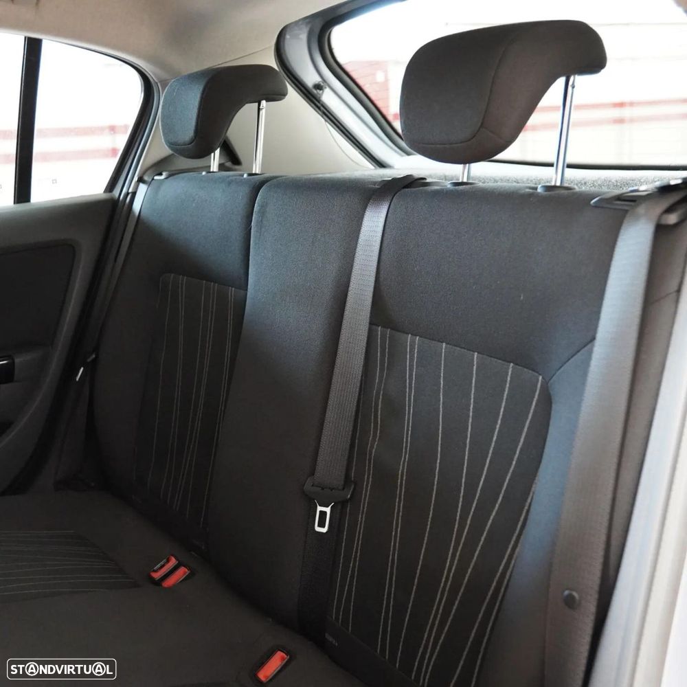 Opel Corsa 1.2 Enjoy Easytronic - 11