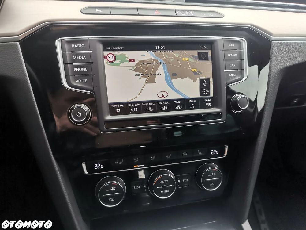 Volkswagen Passat 2.0 TDI Bi-Turbo BMT 4Mot Highline DSG - 19