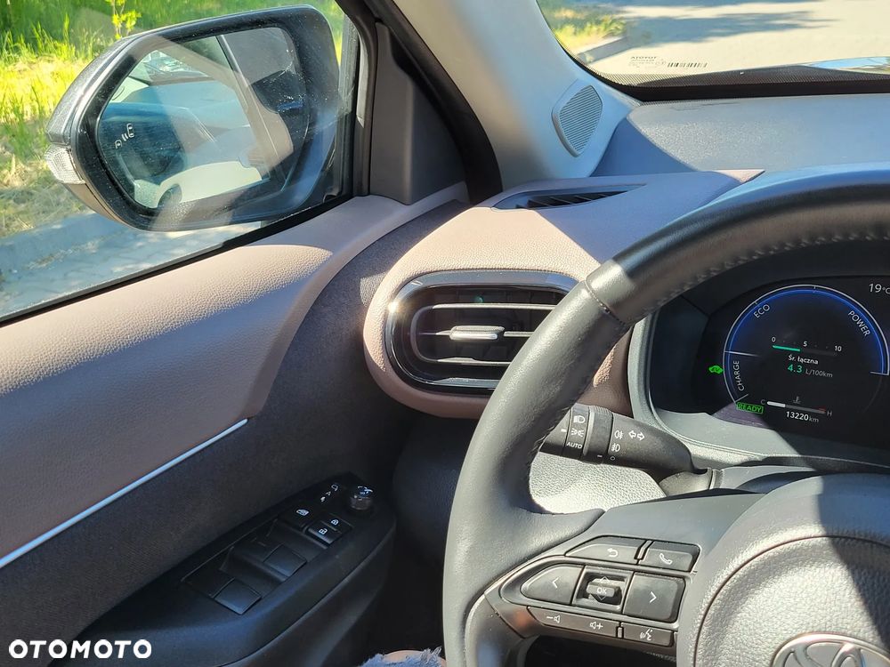 Toyota Yaris Cross Hybrid 1.5 Executive AWD - 15