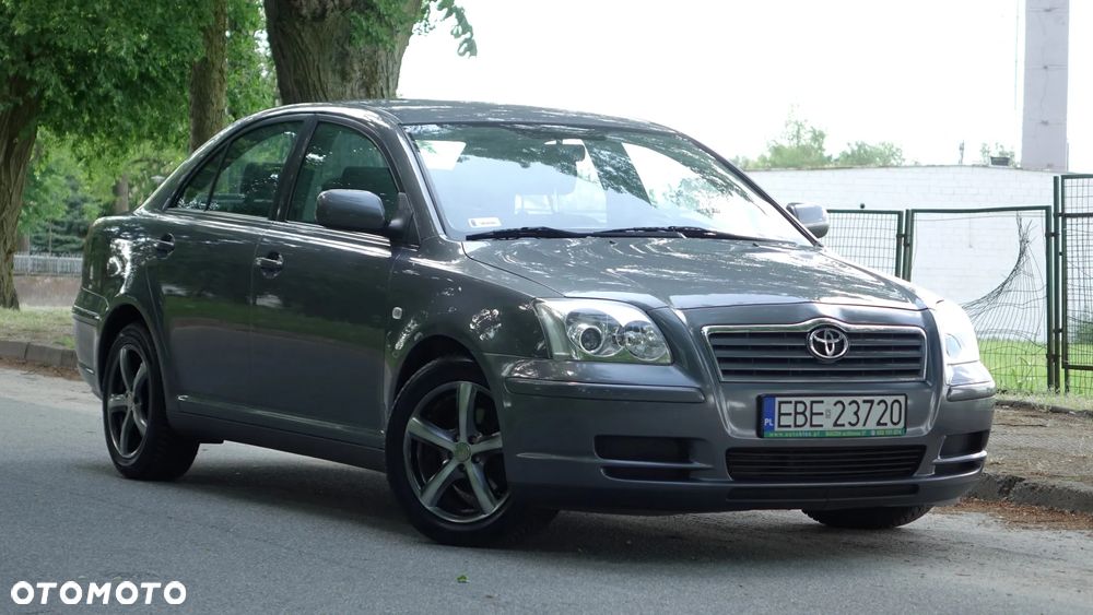 Toyota Avensis - 40