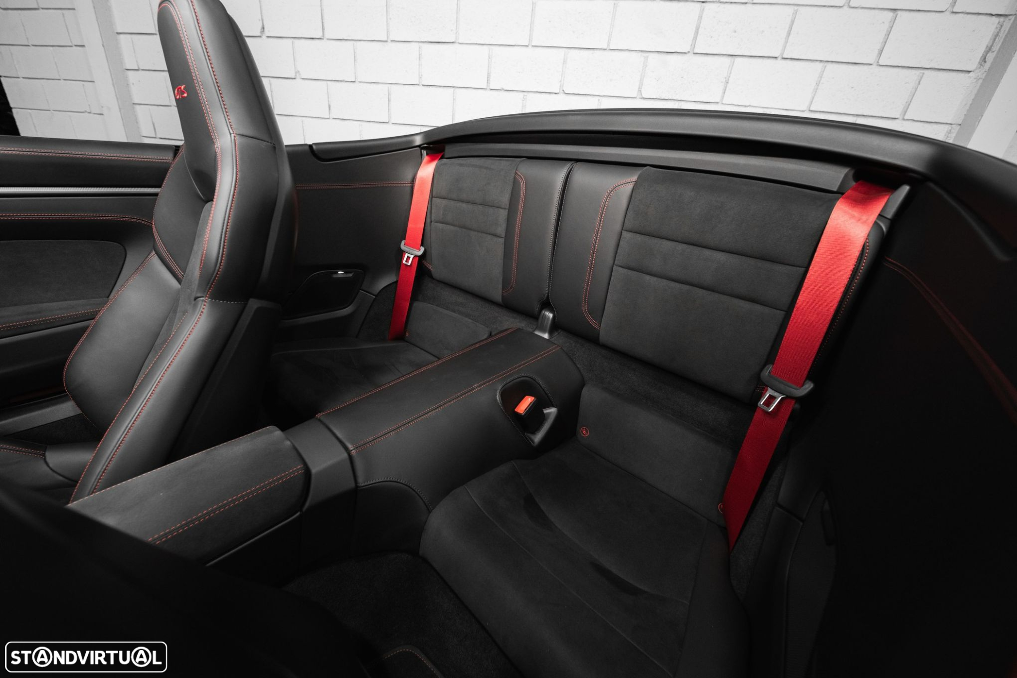 Porsche 911 (992) Carrera 4 GTS PDK - 8