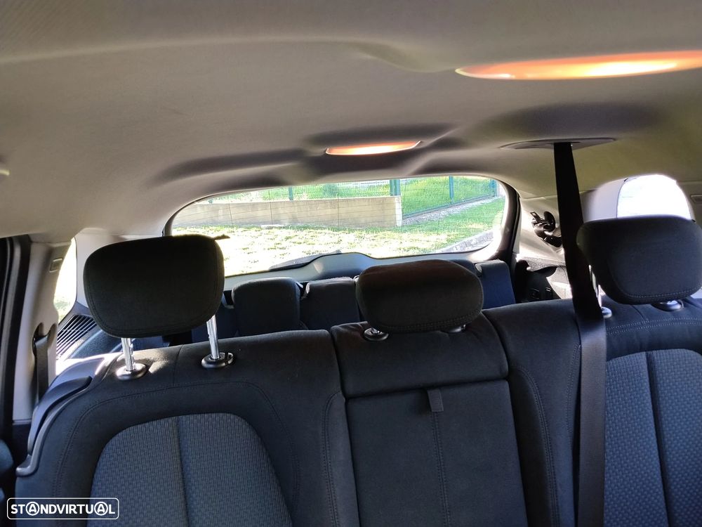 BMW 216 Gran Tourer d Luxury Line - 21