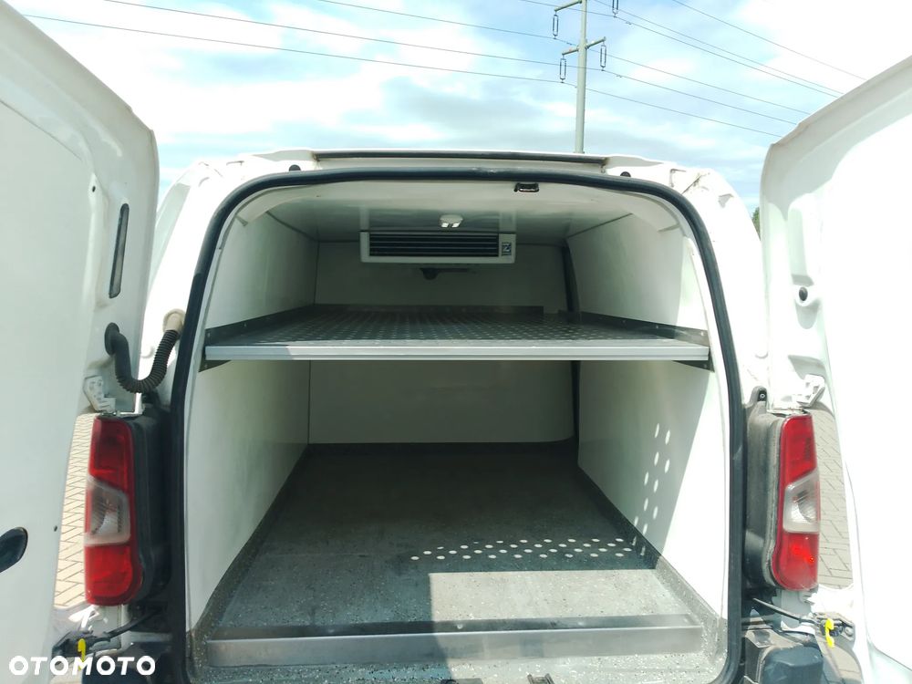 Toyota Proace L2 Partner Berlingo Combo Doblo L2 Izoterma Chłodnia Salon PL półka Inox 3 osoby - 14