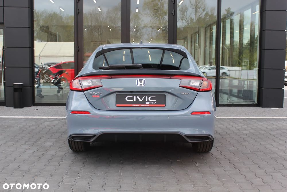 Honda Civic 2.0 i-MMD Elegance CVT - 22