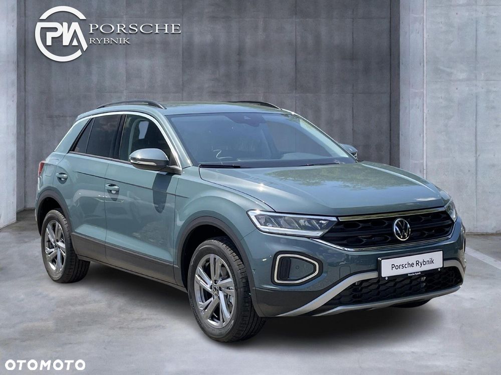 Volkswagen T-Roc - 8