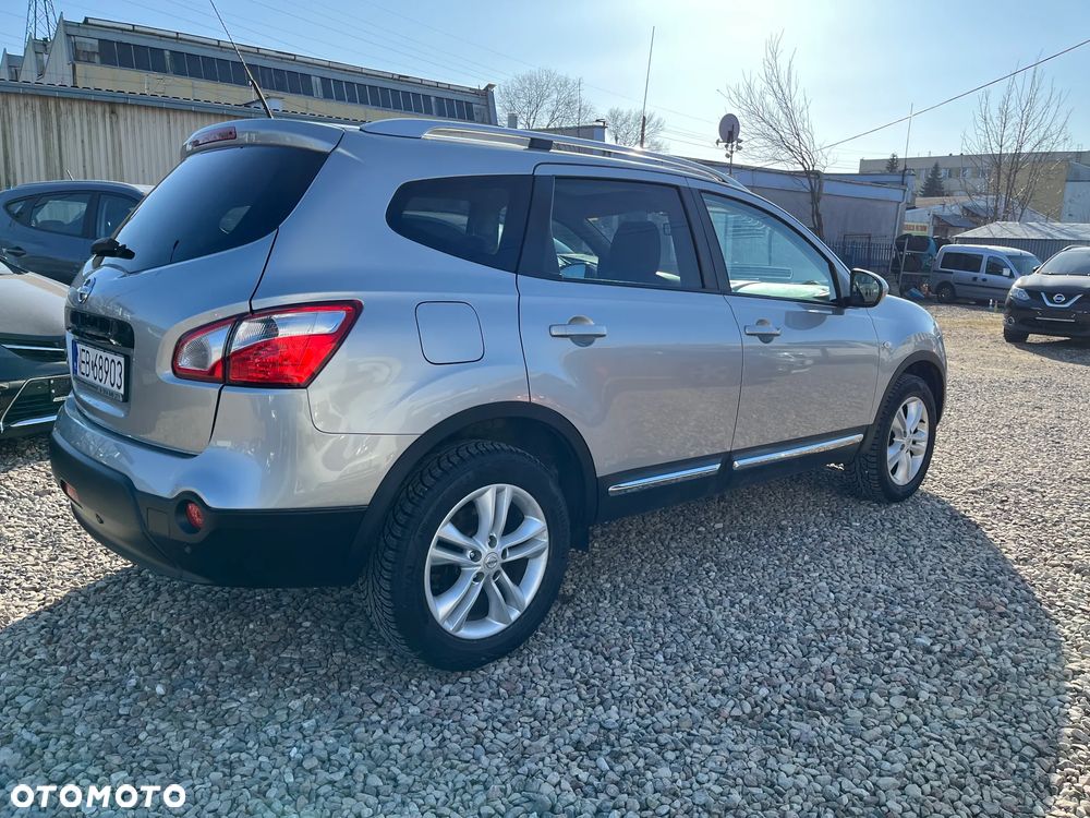 Nissan Qashqai+2 - 4