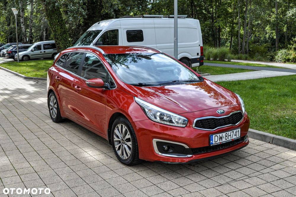 Kia Ceed 1.6 CRDi L - 6