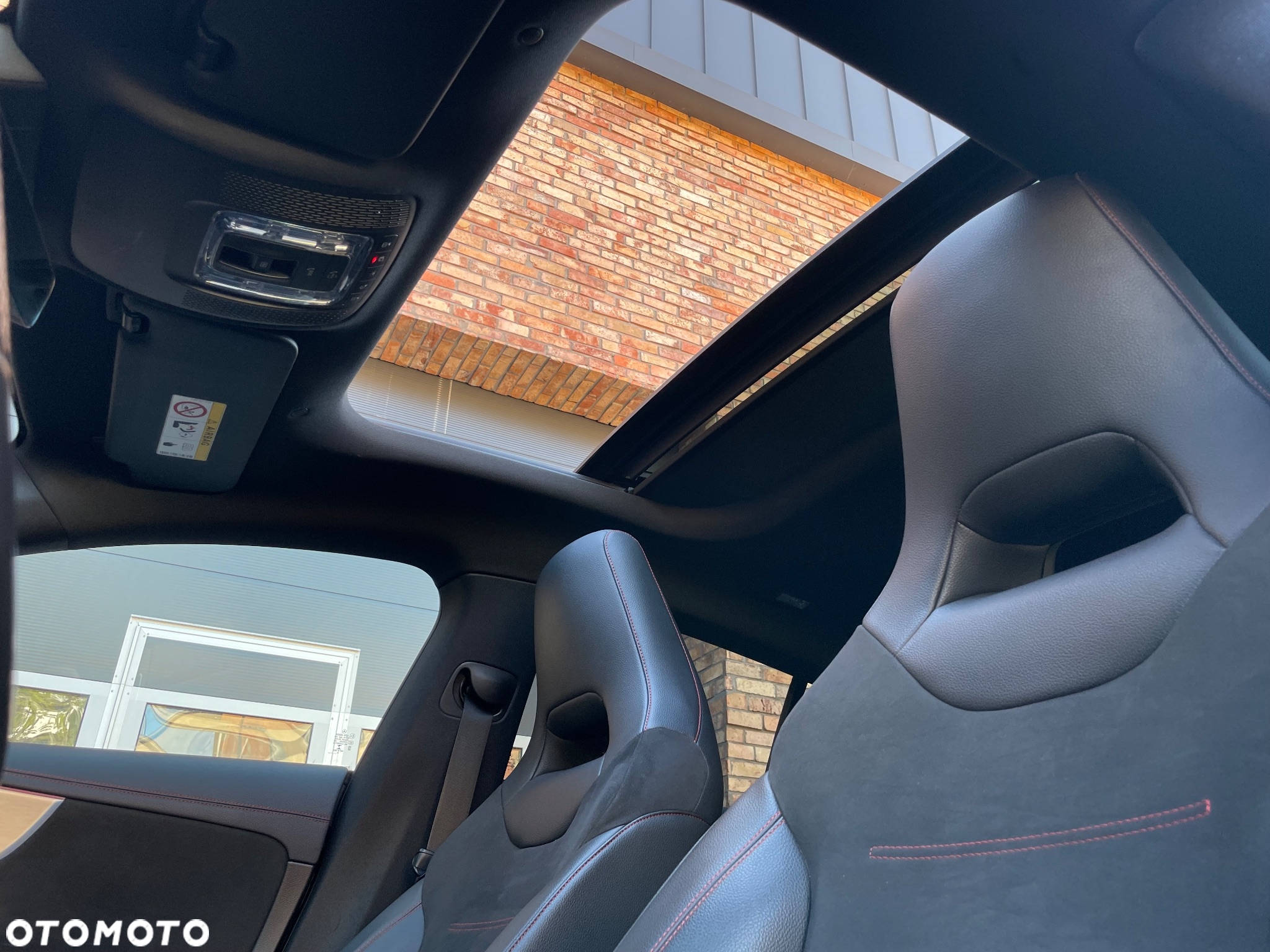 Mercedes-Benz CLA 200 Shooting Brake 7G-DCT AMG Line - 34
