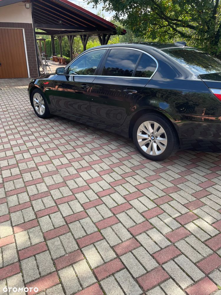 BMW Seria 5 520d - 3
