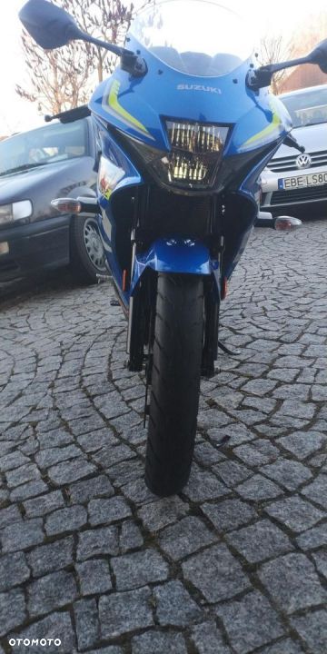 Suzuki GSX-R - 2