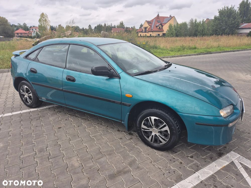 Mazda 323F 1.5 Exclusive - 10