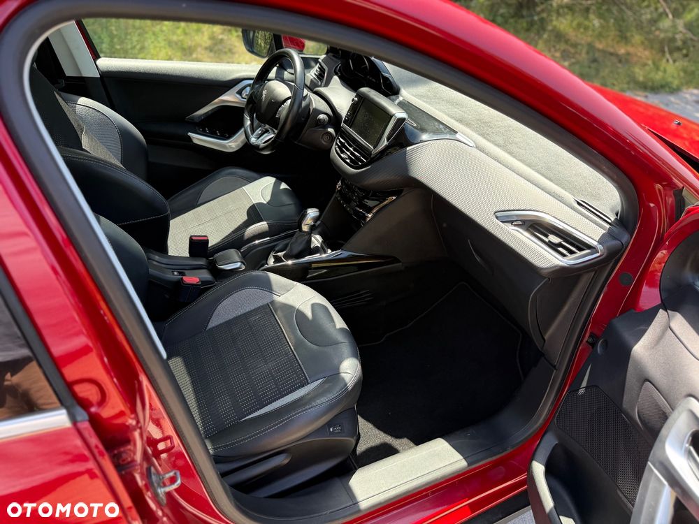 Peugeot 2008 1.5 BlueHDi Crossway - 6
