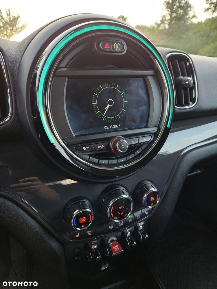 MINI Countryman Cooper Essential Trim - 13