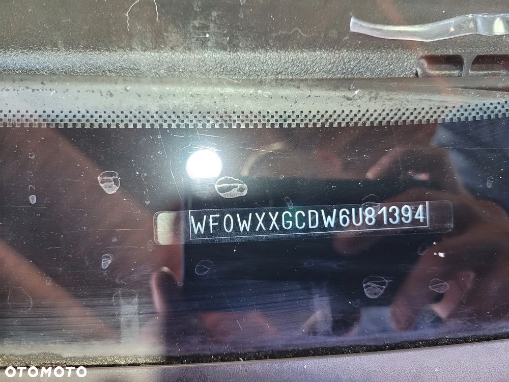 Ford Focus 1.8 Connection - 12