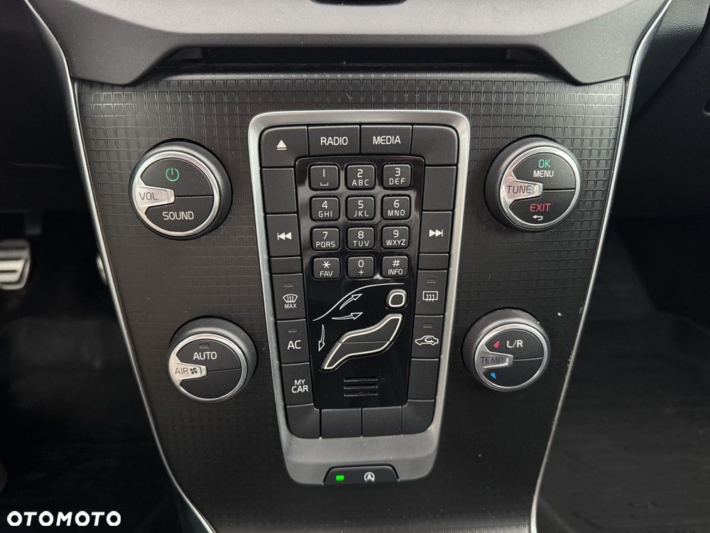 Volvo V40 T3 Drive-E R-Design Momentum - 20