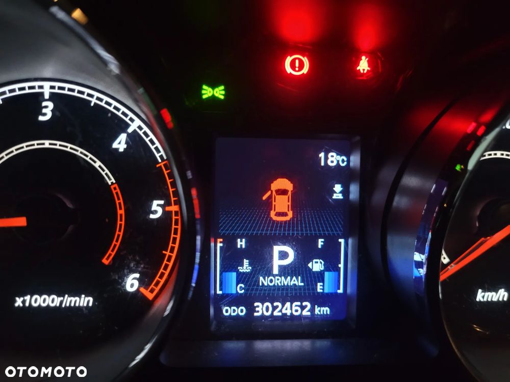 Citroën C-Crosser 2.2 HDi Exclusive DCS - 19