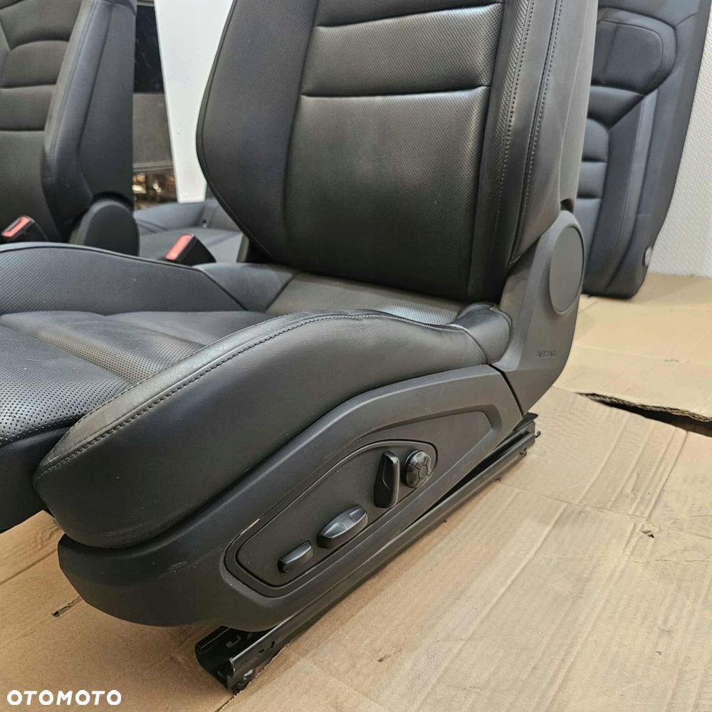 porsche taycan 9j1 fotele siedzenie kanapa wnętrze boczki podłokietnik - 7